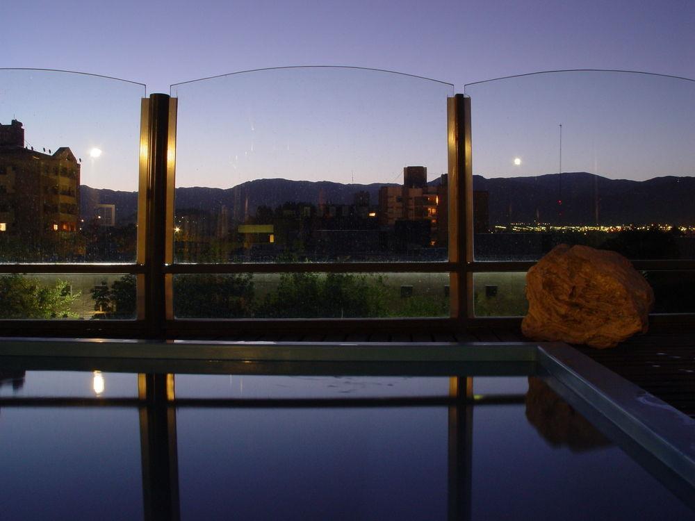 Portal Plaza Suites Mendoza Instalações foto